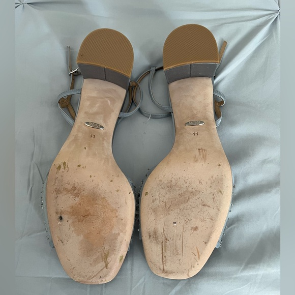 Badgley Mischka light blue strappy heeled sandals - Picture 4 of 5